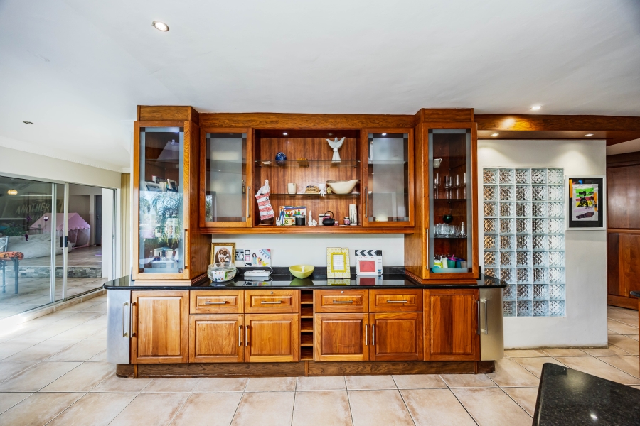 4 Bedroom Property for Sale in Beacon Bay Eastern Cape